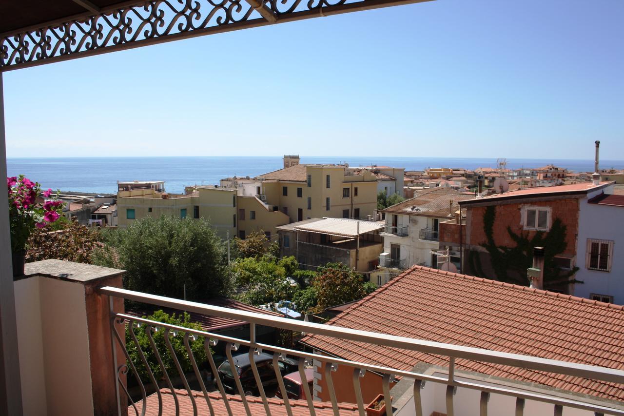 Albachiara Aparthotel